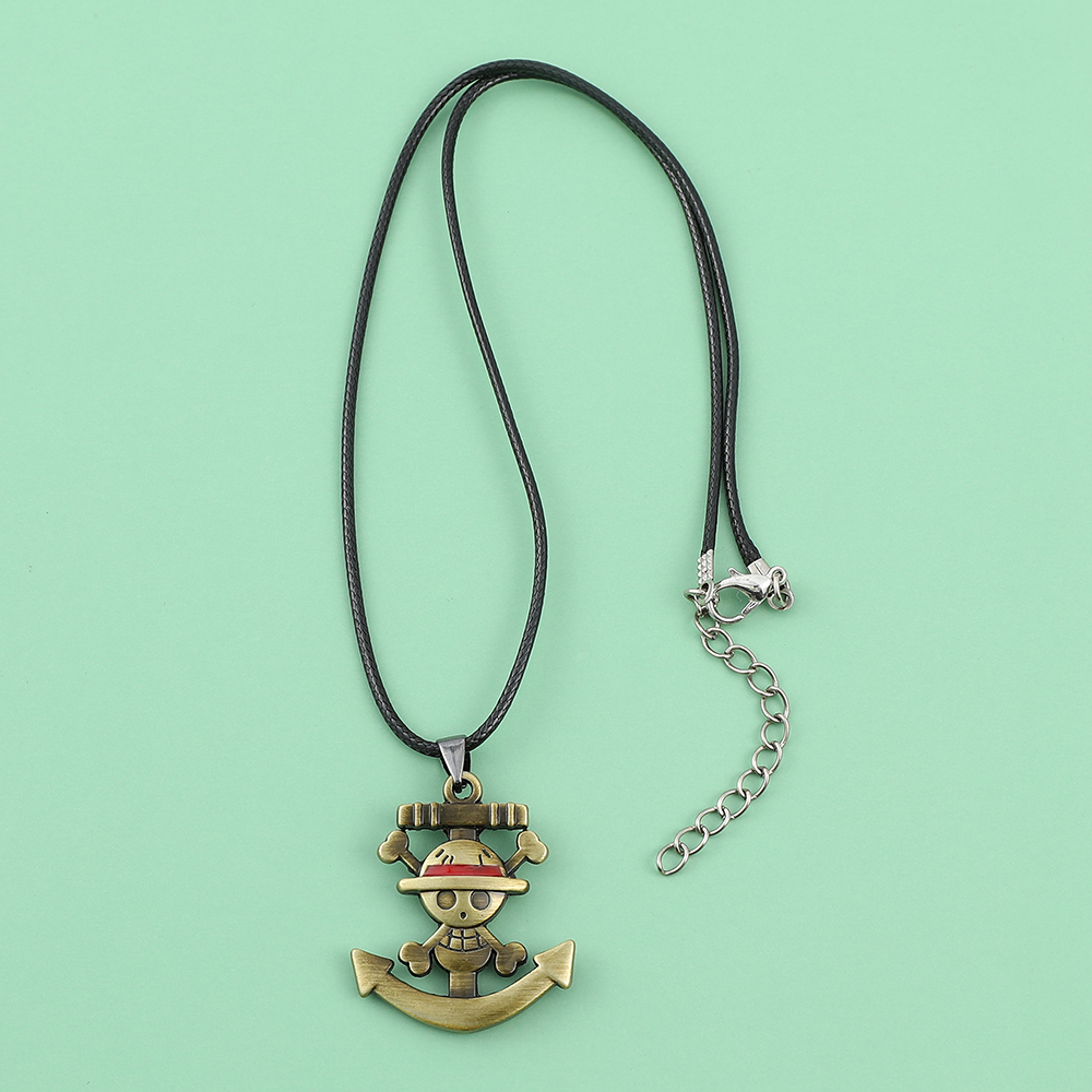 One Piece Skull Logo Necklace  - Anime Cosplay Luffy incelemesi ve fiyatı